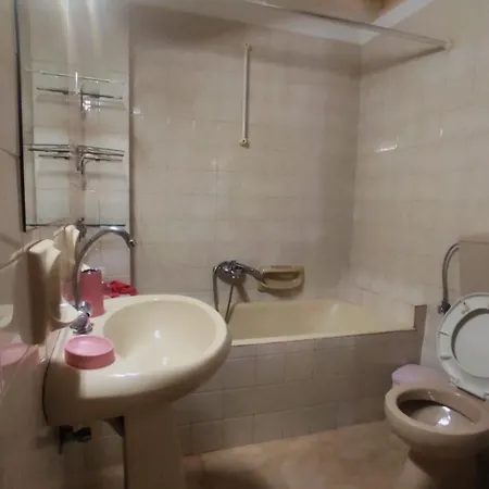 Marietta's House דירה ארמופוליס
