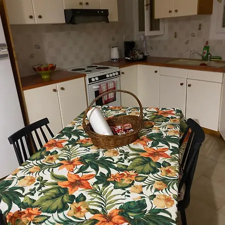 Marietta's House Эрмуполис